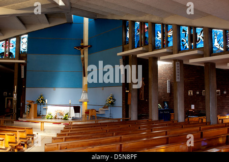 Saint Thomas More RC Chiesa, Sheldon, West Midlands, England, Regno Unito Foto Stock