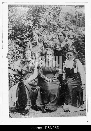 Mme. Curie e 4 studenti (LOC) Foto Stock