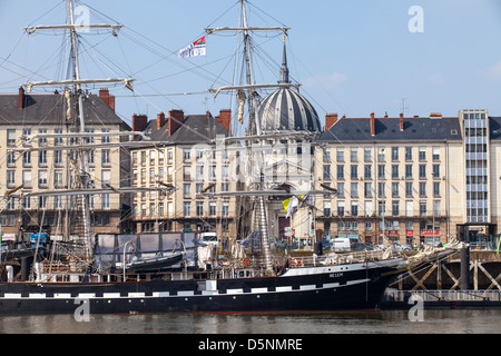 La nave a vela Belem ormeggiata sulla Loira a Nantes, Francia Foto Stock