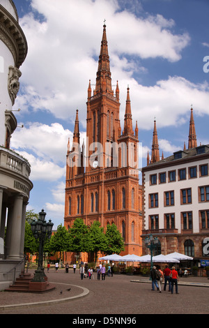 Mercato gotica Chiesa di Wiesbaden, Hesse, Germania Foto Stock