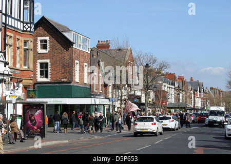 Negozi di Clifton street a Lytham, Lytham St Annes, nel Lancashire. Foto Stock