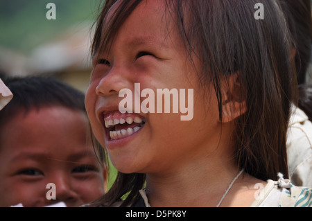 Ritratto di una giovane ragazza in Laos Foto Stock