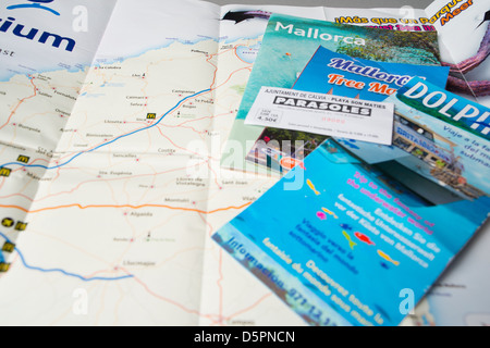 Mallorca opuscoli di viaggio e mappa Foto Stock