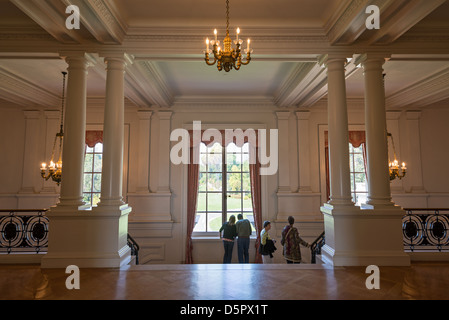 L'interno della bella Huntington Galleria d'Arte presso la Biblioteca di Huntington e Giardini Botanici di San Marino, CA. Foto Stock