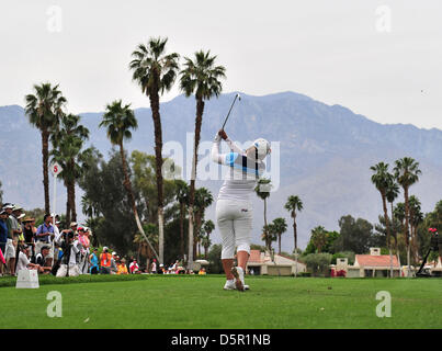 Rancho Mirage, California, Stati Uniti d'America. Il 7 aprile 2013. 07 Aprile 2013: Inbee Park il 5 tee durante il round finale del Kraft Nabisco Championship a Mission Hills Country Club in Rancho Mirage, California Giovanni verde/CSM/Alamy Live News Foto Stock