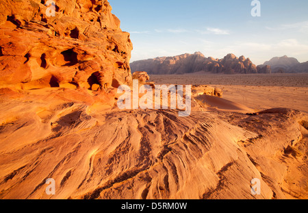 Il Wadi Rum o a valle della Luna in Giordania Foto Stock