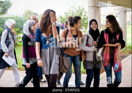 Un nuovo programma di mentoring ha iniziato a Mohammed V Souissi università femminile dove gli studenti possono ottenere consigli per la sua vita professionale Foto Stock