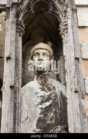 Statua di porta di ingresso per il Museo dipartimentale delle antichità a Rouen, Francia Foto Stock