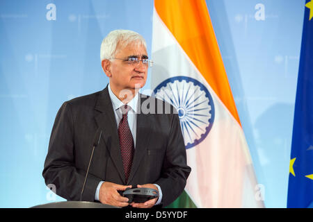 Berlino, Germania.10 aprile 2013. Incontro bilaterale tra il Ministro degli esteri tedesco Guido Westerwelle e il suo omologo indiano Salman Khurshid. Credito Credito: Gonçalo Silva/Alamy Live News. Foto Stock