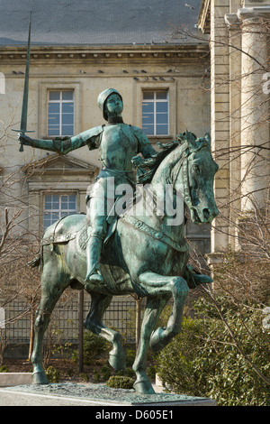 Francia Marne Reims, Statua di Giovanna d'arco Foto Stock