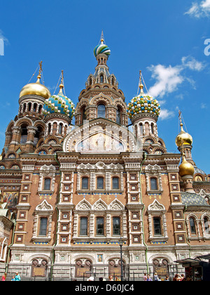 Le cupole a cipolla di Chiesa del Sangue Versato,Saint Petersburg Foto Stock