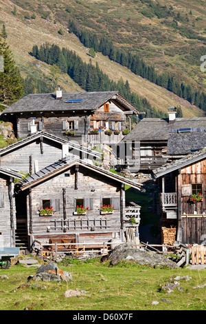 L'alp Aussergschloess nel Tirolo Orientale, il parco nazionale di Hohe Tauern. Tirolo orientale, Austria. Foto Stock