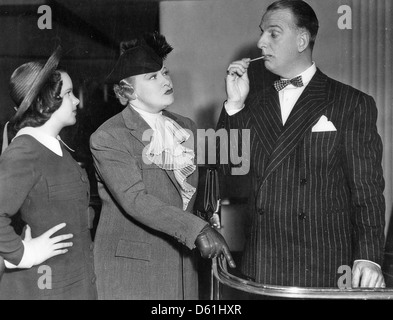 BROADWAY melodia di 1938 film MGM con da sinistra: Judy Garland, Sophie Tucker, sconosciuto Foto Stock