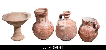 La terracotta vesseles Età del Ferro 8-10secolo a.e.v. da sinistra a destra di un calice, Brocca Decanter e la brocca Foto Stock