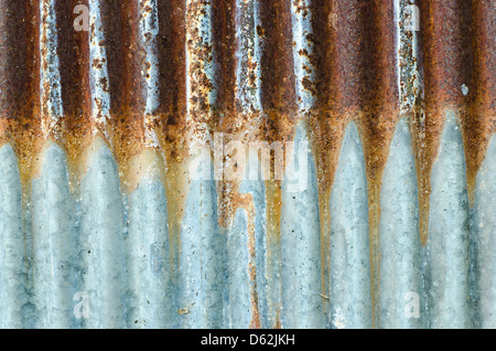 Rusty vecchia piastra di zinco per lo sfondo Foto Stock