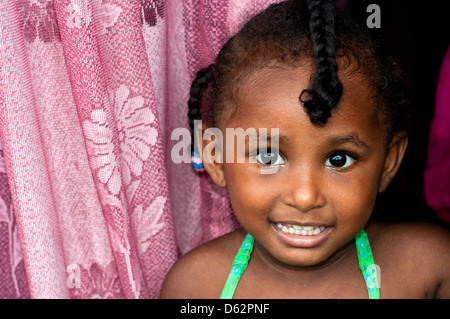 La ragazza di hell-ville, nosy-Be, Madagascar Foto Stock