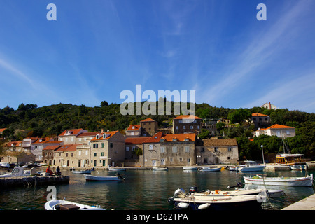 Porto di Sudjuradj, isola di Sipan vicino Dubrovnik, Croazia, Europa Foto Stock