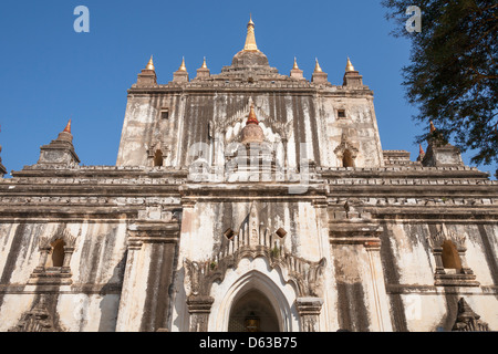 Tempio Thatbyinnyu, Old Bagan, Bagan, Myanmar (Birmania) Foto Stock