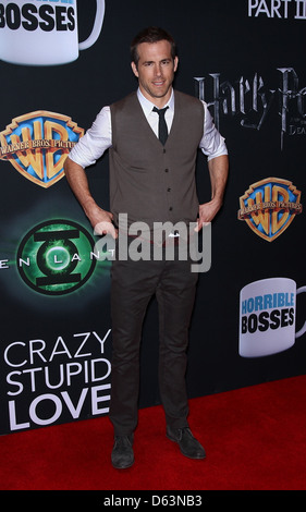 Ryan Reynolds Warner Brothers Pictures presenta 'Big Picture 2011", la manifestazione svoltasi a 2011 CinemaCon dentro il Caesars Palace Foto Stock