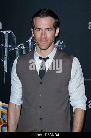 Ryan Reynolds Warner Brothers Pictures presenta 'Big Picture 2011", la manifestazione svoltasi a 2011 CinemaCon dentro il Caesars Palace Foto Stock