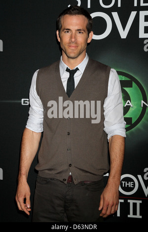 Ryan Reynolds Warner Brothers Pictures presenta 'Big Picture 2011", la manifestazione svoltasi a 2011 CinemaCon dentro il Caesars Palace Foto Stock