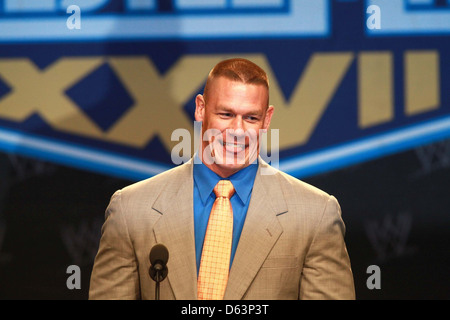 John Cena partecipa a una conferenza stampa con WWE superstars per 'WrestleMania XXVII" tenutasi presso l'Hard Rock Cafe di New York City, Stati Uniti d'America - Foto Stock