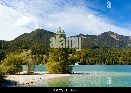 Walchensee nelle Alpi Bavaresi Foto Stock