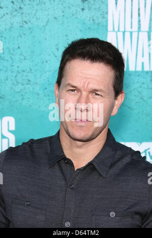 Noi attore Mark Wahlberg arriva sul tappeto rosso del 2012 MTV Movie Awards a Anfiteatro di Gibson in città universale, STATI UNITI D'AMERICA, 03 giugno 2012. Foto: Hubert Boesl Foto Stock