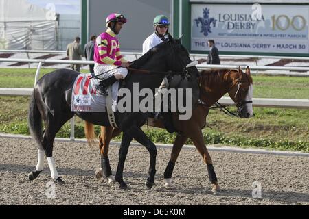 Marzo 30, 2013 - New Orleans, Louisiana, Stati Uniti - Mylute cavalcato da Shaun Bridgmohan termina secondo al centesimo in esecuzione della Louisiana Derby partecipazioni alla fiera Race Course a New Orleans, Louisiana su Marzo 30, 2013. (Credito Immagine: © Jarrod Monaret/Eclipse Sportswire/eclipse/ZUMAPRESS.com) Foto Stock