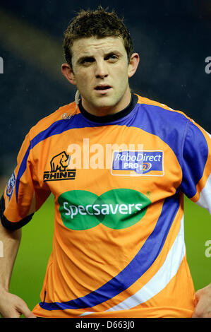 Edimburgo, Scozia, Regno Unito. Venerdì 12 Aprile 2013. Rhys Thomas arbitro il suo primo Rabo gioco durante la Edinburgh v Connacht Rabodirect Pro12 Gioco, Murrayfield Stadium. Credito: Colin Lunn / Alamy Live News Foto Stock