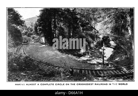 Un viaggio sulla ferrovia crookedest nel mondo, Mt. Tamalpais, Cal (1907) Foto Stock