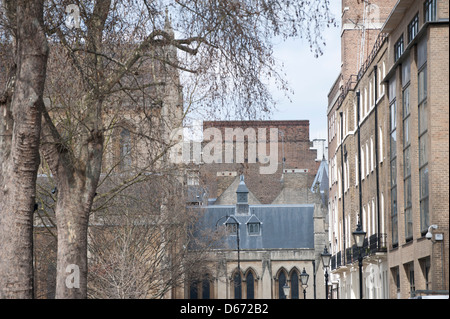 Torrington Square, Blomsbury, Londra, Regno Unito. Foto Stock