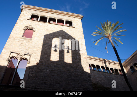 Casa de l'Ardiaca vicino alla cattedrale di Barcellona, Barcellona, Spagna Foto Stock