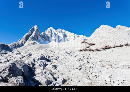 Jade Dragon Snow Mountain a Lijiang, Yunnan, Cina Foto Stock