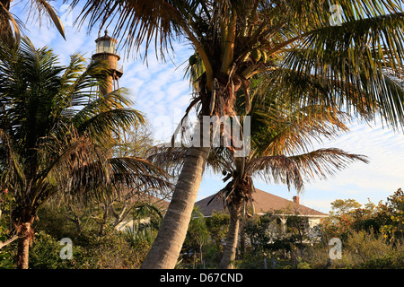 Il Sanibel Island luce o punto luce Ybel è il primo faro sulla costa del Golfo della Florida nord di Key West Foto Stock