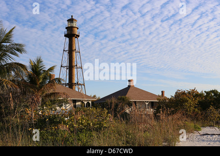 Il Sanibel Island luce o punto luce Ybel è il primo faro sulla costa del Golfo della Florida nord di Key West Foto Stock