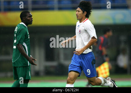 Giovanni Toyoda (JPN), 10 agosto 2008 - Calcio : Giovanni Toyoda del Giappone festeggia dopo aver segnato il loro primo obiettivo durante le Olimpiadi di Pechino 2008 Giochi Olimpici Estivi uomini Preliminariy Gruppo B tra la Nigeria 2-1 Giappone a Tianjin Olympic Center Stadium, Tianjin, Cina. (Foto di YUTAKA/AFLO SPORT) Foto Stock