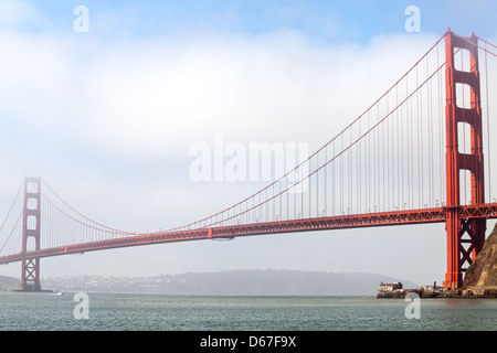 Vista del Golden Gate Bridge da forcella Baker, San Francisco, California, Stati Uniti, America del Nord Foto Stock