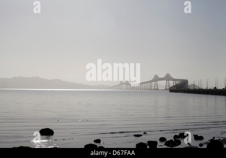 Richmond-San Rafael Bridge vista da San Rafael, San Rafael, California, USA, America del Nord Foto Stock