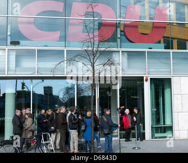 Berlino, Germania. Il 15 aprile 2013. CDU sede riceve i propri militanti per un incontro generale. Credito: Credito: Gonçalo Silva/Alamy Live News. Foto Stock