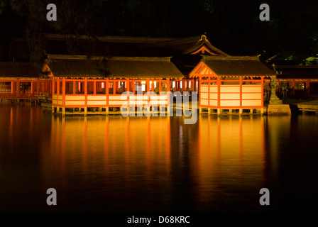 Il tempio di Itsukushima, Miyajima, Hatsukaichi, Hiroshima, Giappone Foto Stock