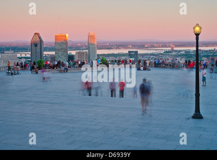 Lo skyline di Montreal dal Belvedere Kondiaronk, al tramonto Foto Stock