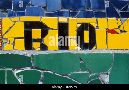 Dettaglio di Escadaria Selarón scale decorate con piastrelle smaltate situato in Santa Teresa / quartiere Lapa di Rio de Janeiro in Brasile Foto Stock