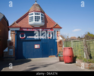 La vecchia casa di salvataggio e il Museo Marittimo, Walton sul Naze, Essex, Inghilterra Foto Stock