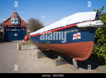 La vecchia casa di salvataggio e il Museo Marittimo, Walton sul Naze, Essex, Inghilterra Foto Stock