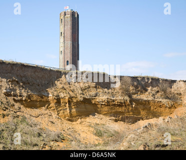 Naze torre costruita nel 1720 come un marchio di navigazione, Walton sul Naze, Essex, Inghilterra Foto Stock