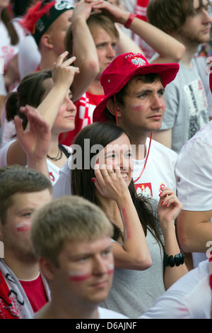 Poznan, Polonia, ventola di miglio a Plac Wolnosci quando gioco di apertura Foto Stock