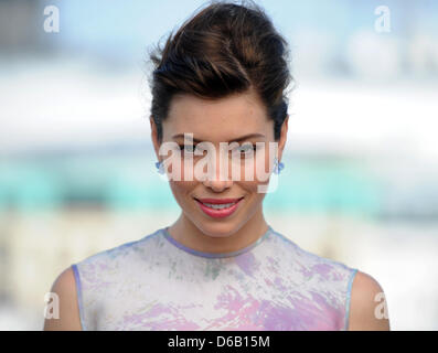 Noi attrice Jessica Biel comporta per i media durante un photocall per il film 'Richiamo totale" di Berlino, Germania, 13 agosto 2012. Il filmato sarà trasmesso al cinema tedesco il 23 agosto 2102. Foto: BRITTA PEDERSEN Foto Stock