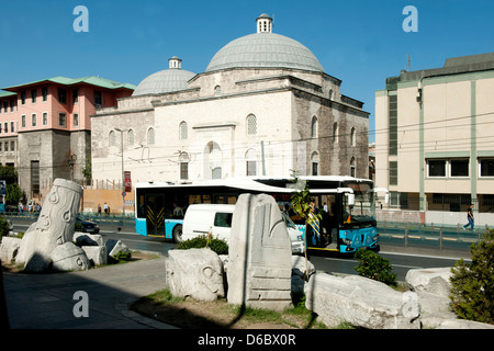 Türkei, Istanbul, Beyazit, Ordu Caddesi ( Verlängerung der Divan Yolu ), Forum des Teodosio (Forum Tauri) Foto Stock