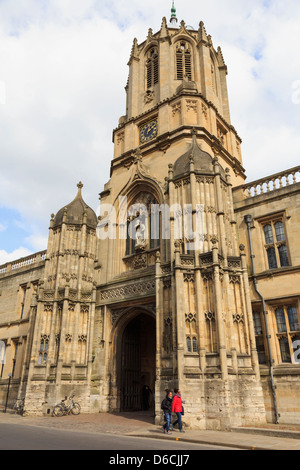 Tom Tower ingresso al Christ Church College parte della Oxford University nella città di Oxford, Oxfordshire, Inghilterra, Regno Unito, Gran Bretagna Foto Stock